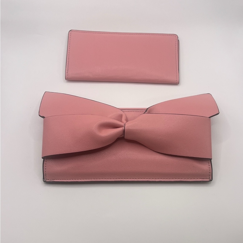 Elegant Pink Bow Clutch